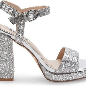 STEVE MADDEN Pazi Embellished Metallic Sandals Size 6.5